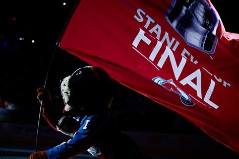 Avalanche Dominates Tampa Bay 7 0 In Game 2 Of Stanley Cup Final