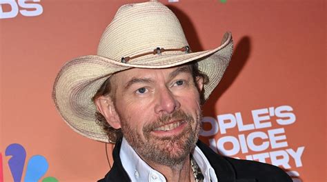 Toby Keith’s Faith Was His ‘rock’ Following Stomach Cancer Diagnosis ‘i Just Pray’