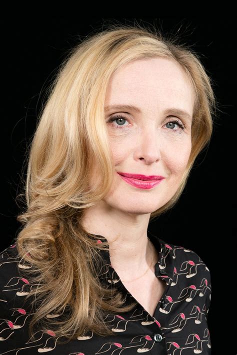 Julie delpy wrote 2 days in new york because it struck her, looking around, that most hollywood romcoms were hilariously awful in their depictions of women her age. Julie Delpy | NewDVDReleaseDates.com
