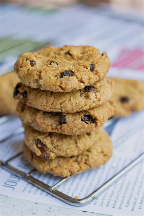 One Bowl Vegan Oatmeal Raisin Cookies Ready In 20 Minutes