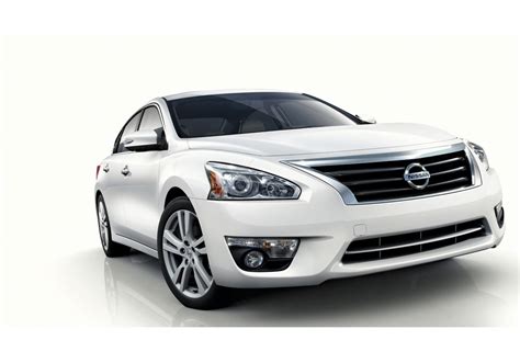 Get 2012 nissan altima values, consumer reviews, safety ratings, and find cars for sale near you. 2012 Nissan Altima Review, Specs, Pictures, Price & MPG