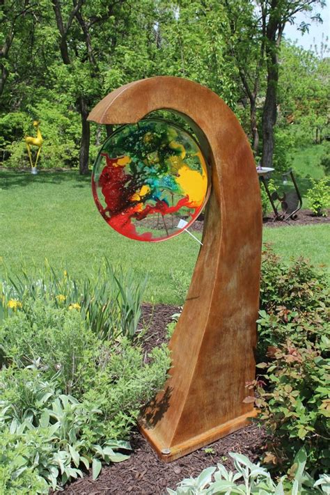 Free Standing Sculpture Metal Etsy In 2020 Garden Art Sculptures Stained Glass Art Yard