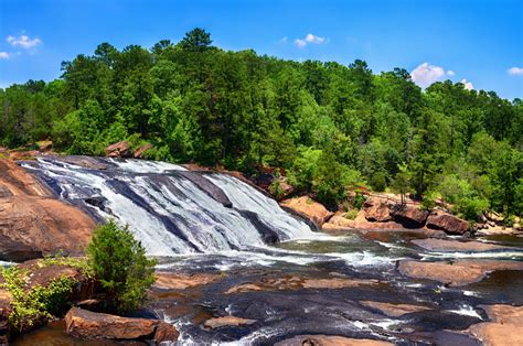 9 Georgia State Parks With Waterfalls Begging You To Visit