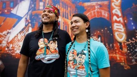 Indigenous 2 Spirit Couple From Alberta Wins The Amazing Race Canada Cbc News Two Spirit