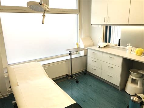 1 bis 25 von 1123 adressen zu hausärzte in berlin mit telefonnummer, öffnungszeiten und bewertung gefunden. Hausarzt-Praxis in Berlin zu kaufen, auch für Chirurgie o ...
