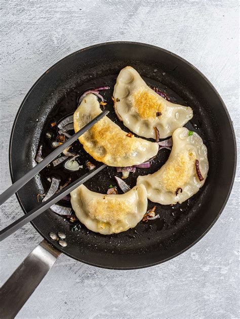 Whether you're a beginner or experienced eater, find the resources you need to shop our aisles and stock your kitchen with confidence. Vegan Gluten-Free Pierogi Recipe | Foodaciously