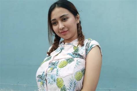 Indonesian Star Cupi Cupita Criticised For Having Large Boobs Hype My
