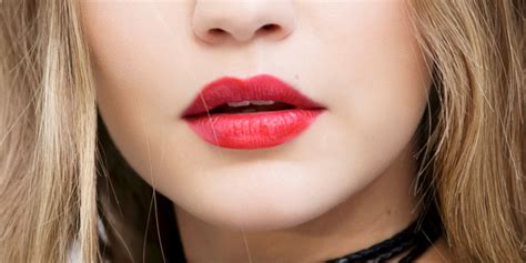 How To Get Bigger Lips Naturally Easy Tips For Fuller Lips