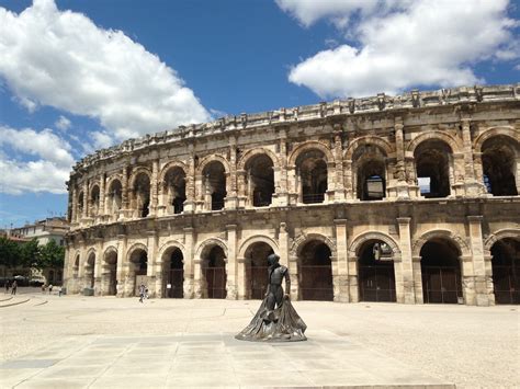 Arènes De Nîmes The Arena Of Nimes The South Of France