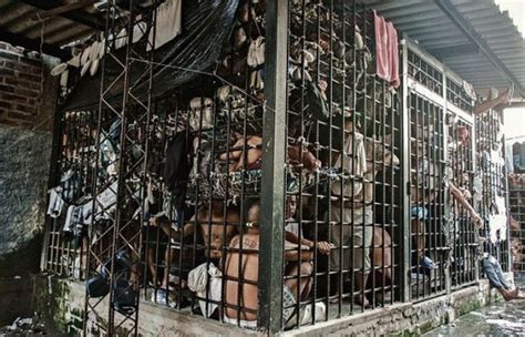Shocking Horrible Prison Of El Salvador Odd Stuff Magazine