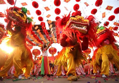 The Chinese Spring Festival Festivals In China Dragon Dance New