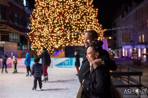 Nyc South Street Seaport Christmas Tree Marriage Proposal Ash Fox Photographyaf