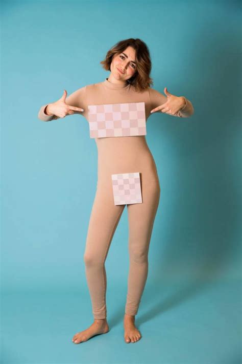 Hilarious Ways To Be Naked This Halloween Musely
