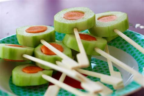 Ein super und gesunder Snack: Gurken-Karotten-Lollies! | Sweet sushi
