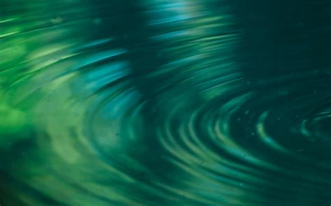 Water Ripples Pictures Download Free Images On Unsplash