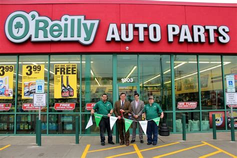 O'reilly auto parts celebrates opening in west haven