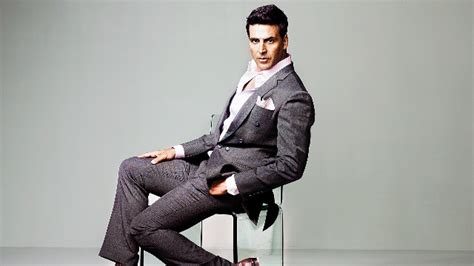 Its Official Akshay Kumar Will Star In Kaththi Remake