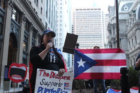 Protesters In Philadelphia Demand Hud Release Aid For Puerto Rico Al Día News