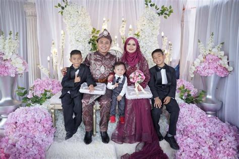 5 kata kata anniversary 1 bulan. "Dulu Nikah Di Pejabat Agama,Tak Ada Duit Buat Majlis ...
