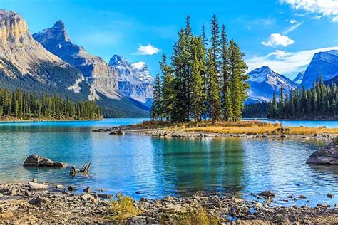 Top 7 Breathtaking Natural Wonders In North America 2023