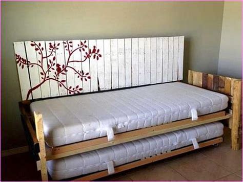 Wooden Pallet Daybed Ideas Pallet Wood Projects