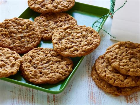Grandma's cookies oatmeal raisin flavored 4 packs 2 per pack. Chewy Oatmeal Raisin Cookies Recipe | Kelsey Nixon | Cooking Channel
