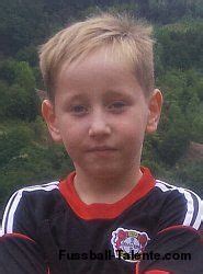 Julian baumgartlinger plays for other european teams team bayer leverkusen and the austria national. Adnan Besic Bayer 04 Leverkusen Abwehr,Mittelfeld ...