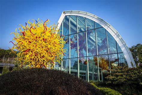 Dale Chihuly Pioneering Glass Artist And Seattle Icon Is Building A
