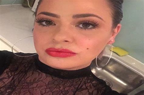 Ant Mcpartlins Ex Lisa Armstrong Shares Glamorous Selfie As She Enjoys Valentines Night On The