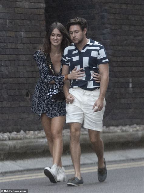 Niall Horan And New Girlfriend Amelia Woolley Enjoy Date Daily Mail