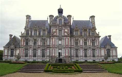 Château De Beaumesnil Dans Leure En Haute Normandie Rare Exemple De
