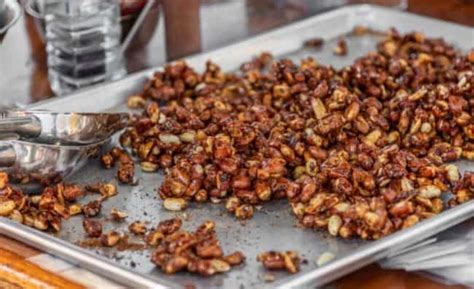 How To Shell Pinon Nuts Kitchenvile