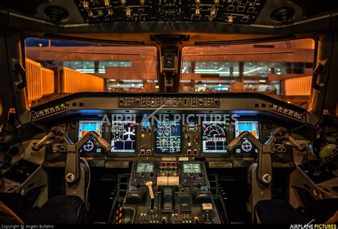 Republic Airlines Embraer 170 Flight Deck Photo By Angelo Bufalino