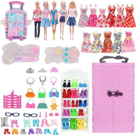 Conjunto 51 Pzas Barbie Lote Barbies Vestidos 1 Armario Rosa Meses Sin Intereses