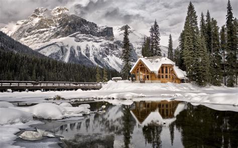 Wallpapers Emerald Lake Canada Mountains Lake Winter Snow House