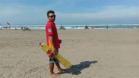Pantai Barat Pangandaran Dilengkapi Lifeguard Berkompetensi Ruberid