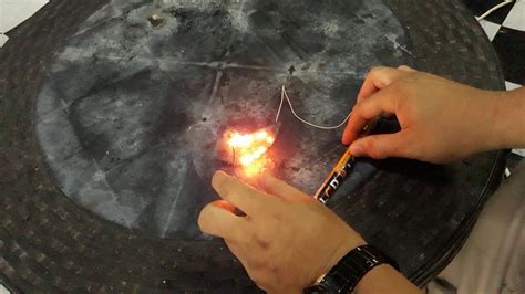 Experiment Battery And Steel Wool Youtube