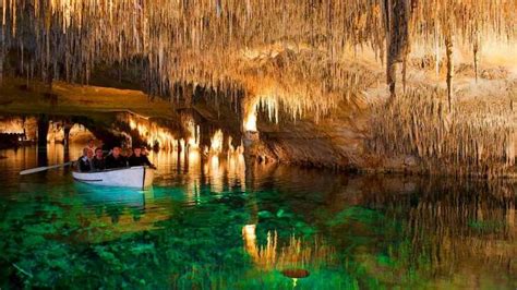 Las Cuevas Del Drach En Porto Cristo Mallorca