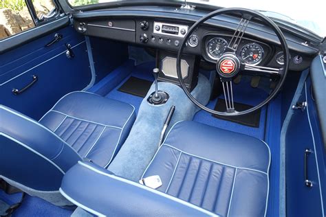 The Interior Features Of An Early Mgb 1963 Mgb Features Of An Early Mgb