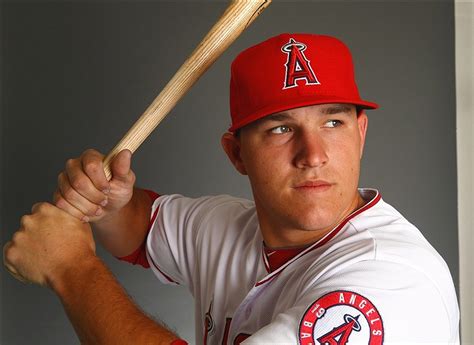 Mike Trout Celebrates 1445 Million Deal With Gigantic Steak