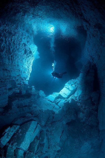 Explorer Inside Orda Cave The Biggest Underwater Gypsum Cave In The