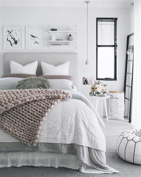 Redesigning a bedroom for your teenager is a more involved process then repainting walls and removing childish decorations. Top 25+ best White grey bedrooms ideas on Pinterest ...