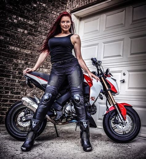 Sexy Biker Babe Chica Motorista Autos Y Motocicletas Motos Y Mujeres En Moto