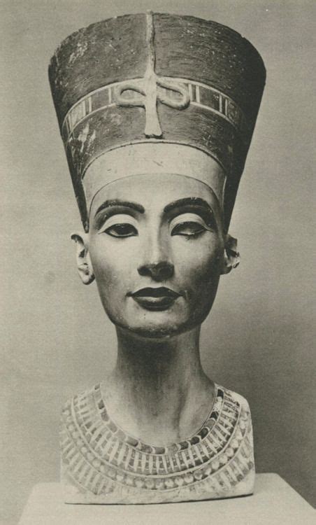 Nefertiti Limestone Bust Created 1345 Bc Discovered 1912 Egyptian History Egyptian Queen