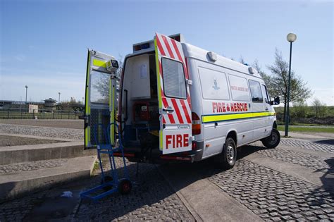 Fire And Rescue Mercedes Sprinter 313 Cdi 4x4 Water Rescue Flickr