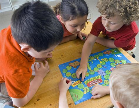 What Are The Different Types Of Board Games For Small Children