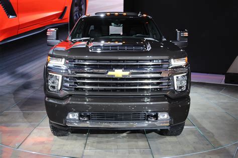 2020 Silverado Hd High Country Detailed Photo Gallery Gm Authority