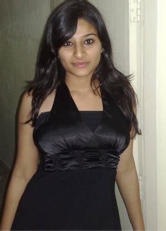 Sexy Indian Babe Named Diana Submitted Pics Real Indian Gfs