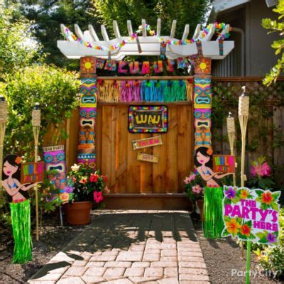 Often luau's are held in the backyard under tents, with palm fronds woven together to make windbreak walls. Hawaiian Decorations Ideas - Finishing Touch Interiors
