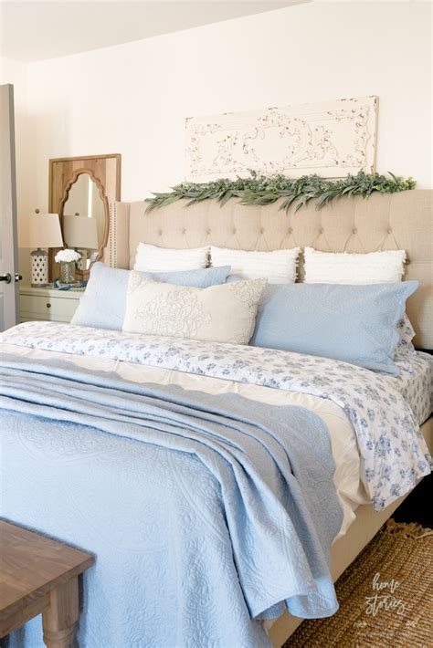 Beautiful Blue And White Bedroom Decor Styling